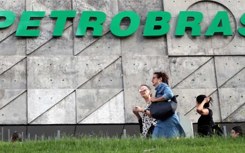 Petrobras (PETR4) Acende Alerta de Ouro: Nova Descoberta de Petróleo no Pré-Sal de Marlim Sul Pode Impulsionar Lucros e Reservas