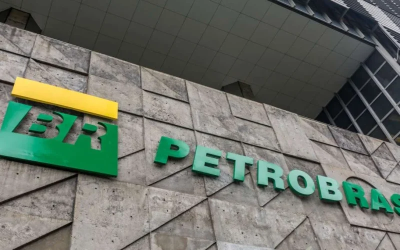 Petrobras (PETR4) Anota 10º Recorde de Valor de Mercado Impulsionada pela Guerra no Irã, Superando R$ 670 Bilhões