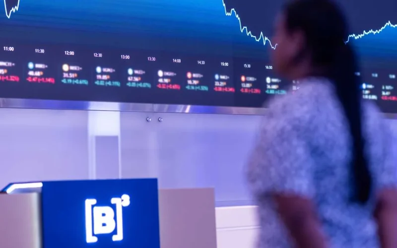 Brasil Atrai Investidores Locais e Gringos: Juros em Queda e Petróleo Impulsionam Bolsa Brasileira Contra Emergentes