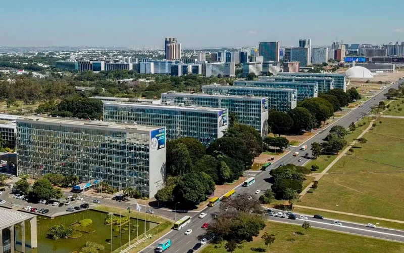 Revolução no Serviço Público: Mais de 24 Mil Novos Cargos e Reestruturação de Carreiras no Executivo Federal!