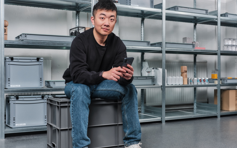 Nothing Prepara Revolução: Óculos Inteligentes e Fones com IA Chegam em 2025, Ameaçando Meta e Apple