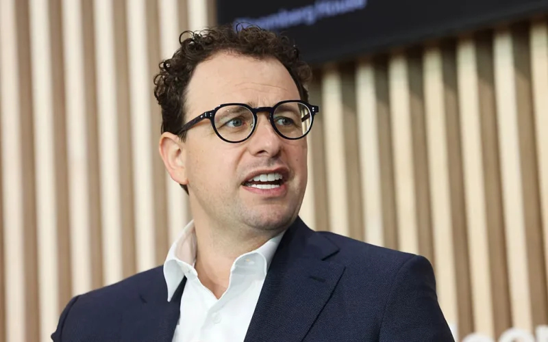 Anthropic Aumenta Atuação Política: IA Gigante Cria PAC para Influenciar Regulamentação e Leis de IA