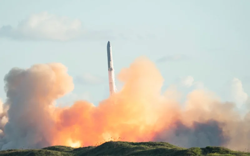 SpaceX: Data Centers Orbitais São a Chave para Avaliação Trilionária ou Apenas Ficção Científica?