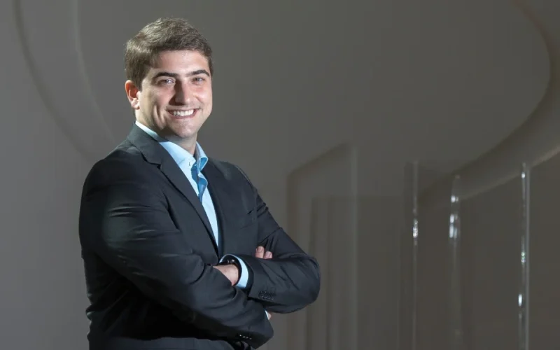 Eleições 2024: Por que gestores ignoram o "barulho" eleitoral e focam em sinais estruturais para investir?