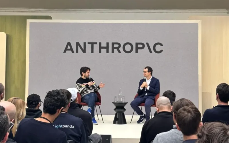 Anthropic Restringe 'Mythos': Proteção da Internet ou Escudo para Negócios de IA de Ponta?