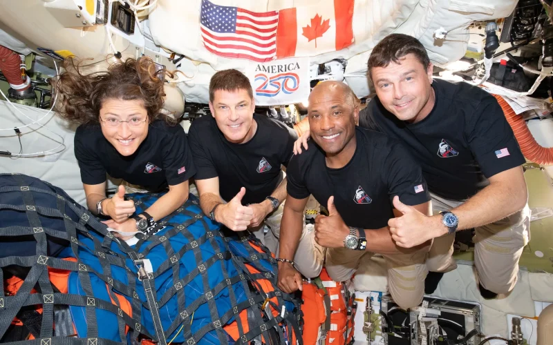 Artemis II: Astronautas Pousam no Pacífico Após Missão Lunar Histórica; O Que Isso Significa Para o Futuro Espacial e Financeiro?