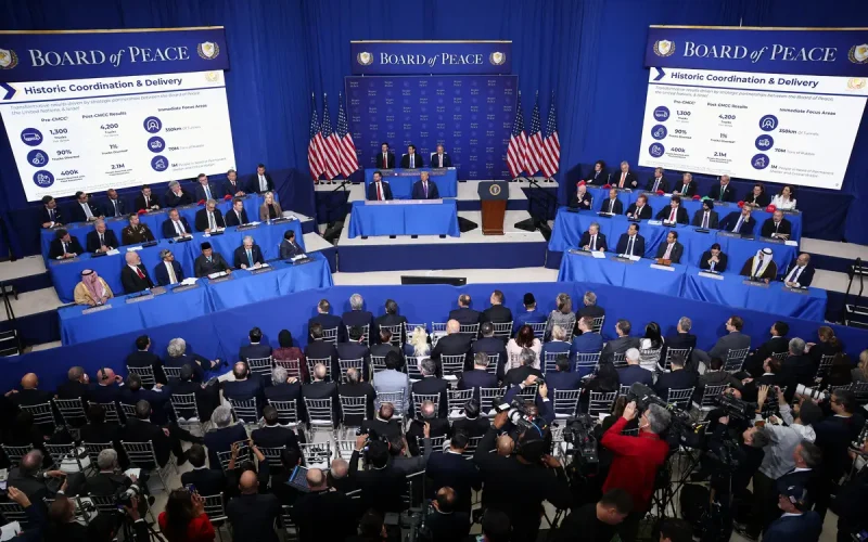 Plano de Paz de Trump para Gaza em Risco: Financiamento Insuficiente Atrasa Reconstrução e Governança