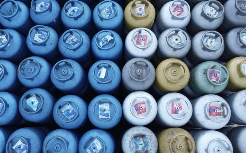 Gás do Povo: 206 mil famílias recebem vale-recarga e impulsionam acesso a energia limpa no Brasil