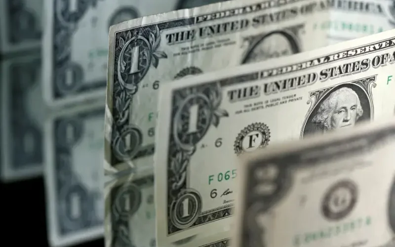 Dólar Abaixo de R$ 5: O Que Esperar Agora e Quais Ações Podem Ganhar na Bolsa?