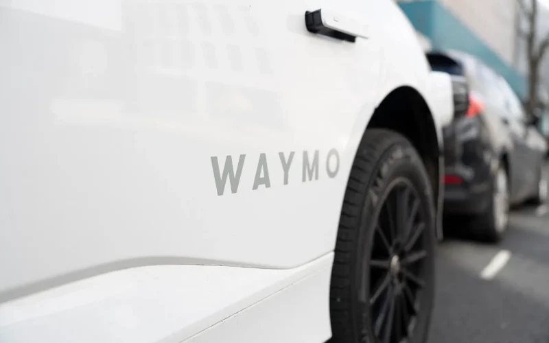 Waymo Inicia Testes de Robotáxi em Londres: A Revolução Autônoma Chega à Europa Ainda Este Ano