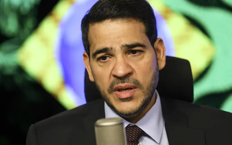 Jorge Messias no STF: Senador Weverton Rocha Apresenta Relatório Favorável e Abre Caminho para Sabatina Crucial