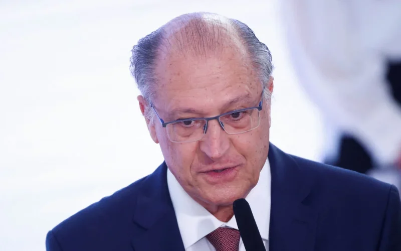 Crédito de R$ 15 Bilhões: Governo Revela Setores Estratégicos e Impactados por Tarifas nos EUA e Oriente Médio