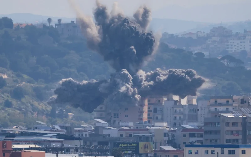 Guerra no Líbano: Ataques a Hospitais e Infraestrutura Civil Devastam Economia e Causam Crise Humanitária