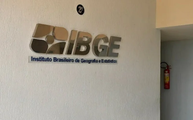 Brasil em Desequilíbrio: Mais Mulheres que Homens, o Que Isso Significa para o Seu Bolso e Futuro?
