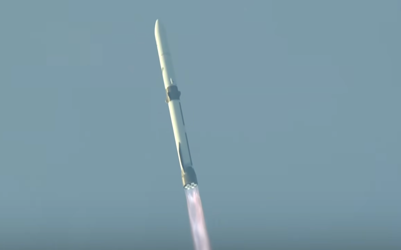 Blue Origin Consegue Reutilização Histórica do New Glenn, Mas Surpresas na Órbita do Satélite Geram Dúvidas