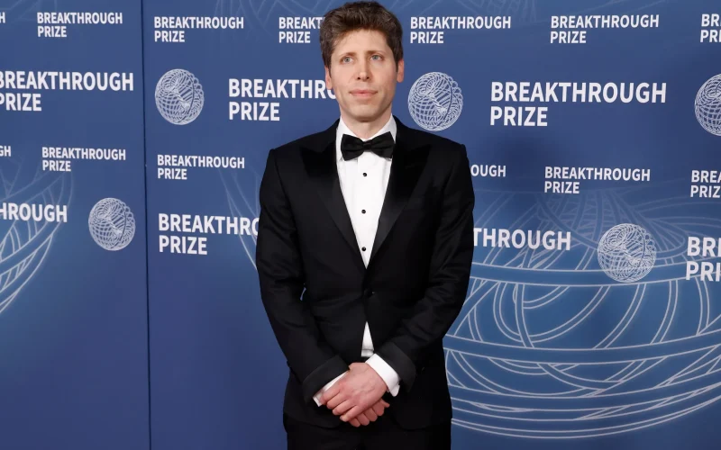 Sam Altman da OpenAI Acusa Anthropic de Marketing de Medo com Modelo de Cibersegurança 'Mythos'