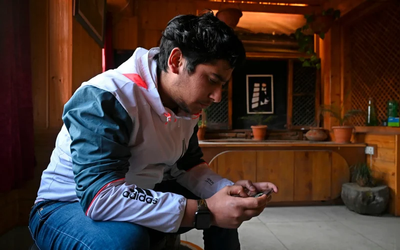 Mercado de Apps na Índia Dispara, Mas Gigantes Globais Levam a Maior Parte dos Ganhos em 2024