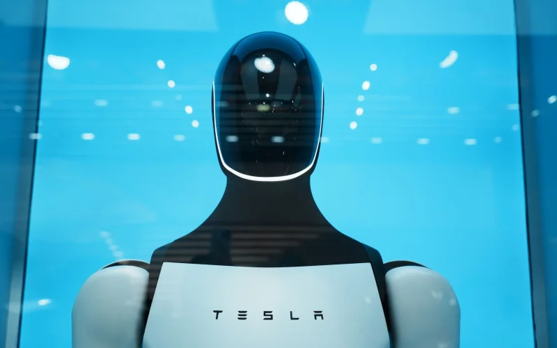 Tesla Aumenta Investimento para US$ 25 Bilhões em 2026: O Que Impulsiona a Gigante de Elon Musk?