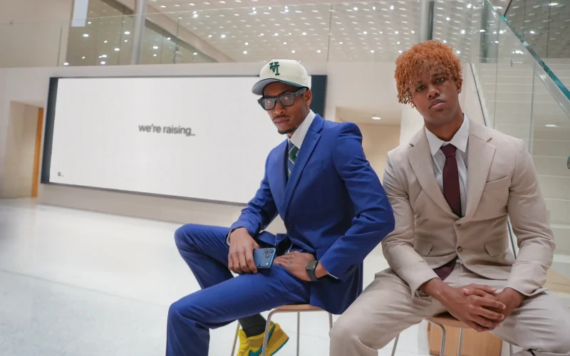 Jovens Visionários: IA e Rede Social em Mensagens Transformam o Jogo com US$ 5,1 Milhões