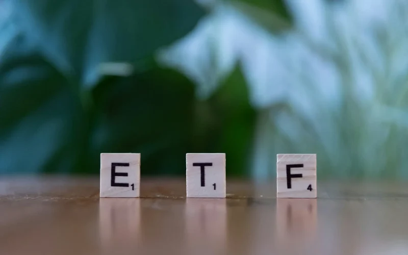 ETFs: A Nova Febre do Mercado Brasileiro Cresce 70% e Transforma Investimentos Baratos em Oportunidade