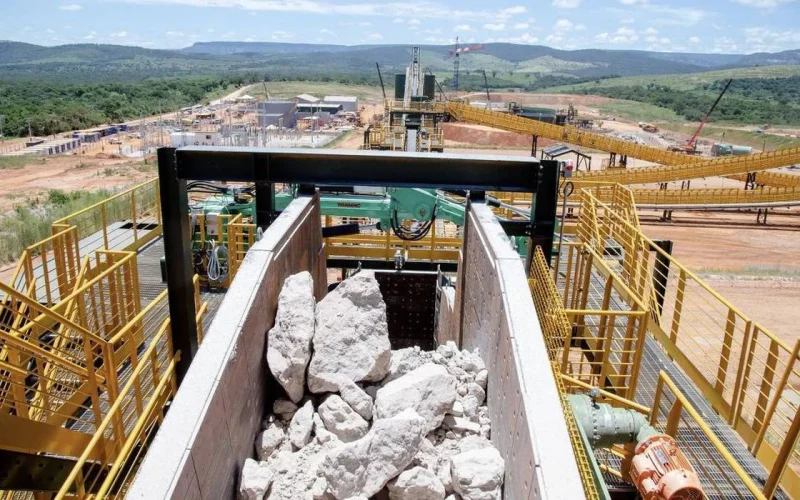 Terras Raras e Minerais Críticos: O Brasil na Corrida Global por Recursos Estratégicos