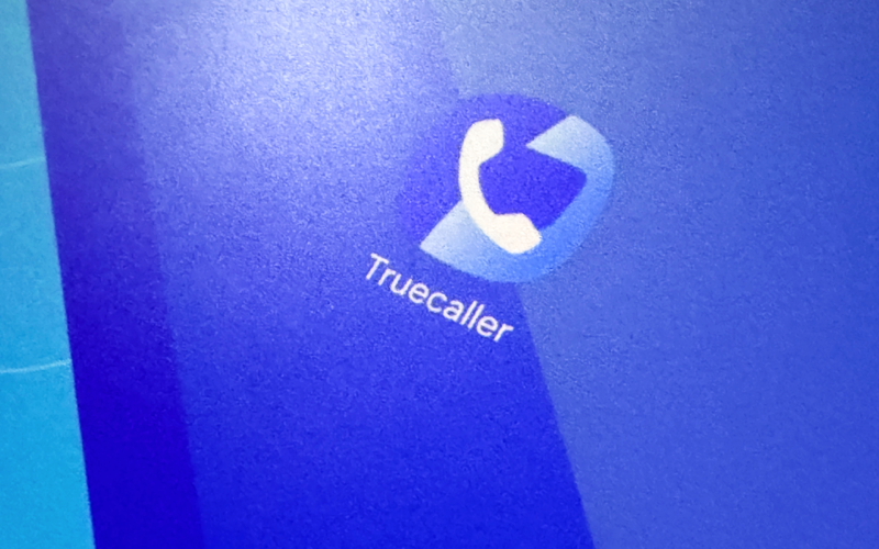 Truecaller: O Gigante Indiano de Identificação de Chamadas Enfrenta Desafios Crescentes com Crescimento Maduro e Concorrência Acirrada