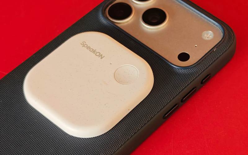 SpeakOn: Dispositivo de Ditado Inovador Enfrenta Limitações de Plataforma e Desafios de Microfone em 2024
